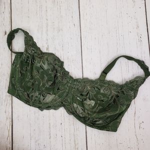 SOMA unlined sensuous lace bra forest green floral